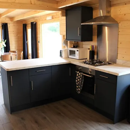 Inviting 3-Bedroom Lodge In Ashton Under Hill Evesham Exterior photo